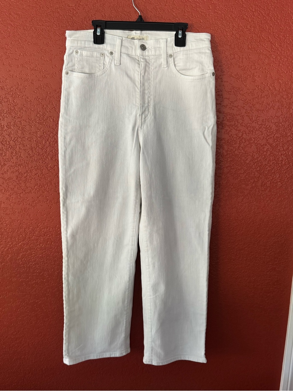 Madewell size 28 slim wide-leg cropped jeans.  White. EUC.